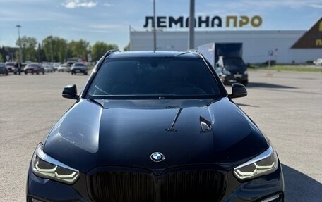 BMW X5, 2019 год, 5 990 000 рублей, 2 фотография