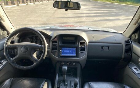 Mitsubishi Pajero III рестайлинг, 2002 год, 720 000 рублей, 7 фотография