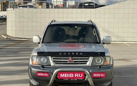 Mitsubishi Pajero III рестайлинг, 2002 год, 720 000 рублей, 2 фотография