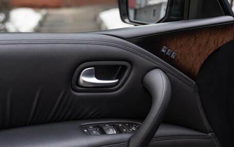 Infiniti QX56, 2013 год, 3 790 000 рублей, 10 фотография