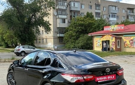 Toyota Camry, 2019 год, 1 900 000 рублей, 5 фотография