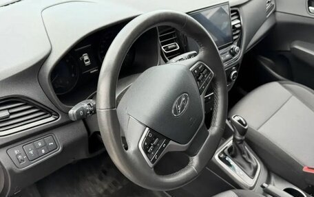 Hyundai Solaris II рестайлинг, 2021 год, 1 584 000 рублей, 10 фотография
