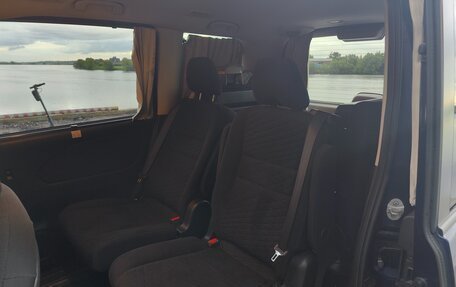 Nissan Serena IV, 2018 год, 2 250 000 рублей, 21 фотография