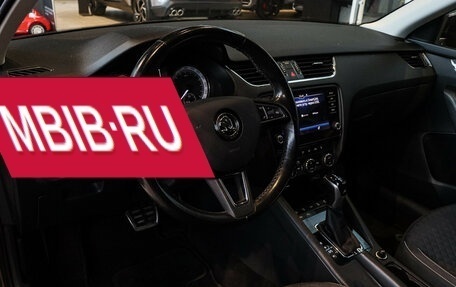 Skoda Octavia, 2017 год, 1 800 000 рублей, 15 фотография