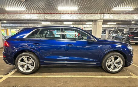 Audi Q8 I, 2021 год, 9 000 000 рублей, 3 фотография