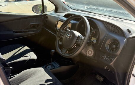 Toyota Vitz, 2017 год, 1 050 000 рублей, 7 фотография