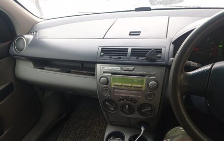 Mazda Demio III (DE), 2004 год, 200 000 рублей, 4 фотография