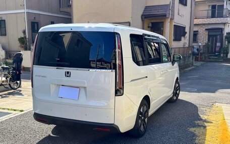 Honda Stepwgn, 2023 год, 2 100 000 рублей, 4 фотография