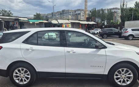 Chevrolet Equinox III, 2018 год, 1 850 000 рублей, 6 фотография