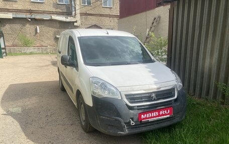 Peugeot Partner II рестайлинг 2, 2021 год, 950 000 рублей, 10 фотография