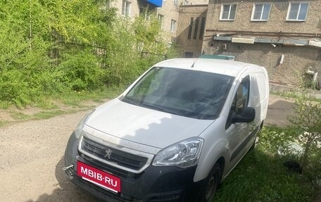 Peugeot Partner II рестайлинг 2, 2021 год, 950 000 рублей, 6 фотография