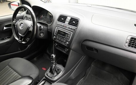 Volkswagen Polo VI (EU Market), 2016 год, 1 259 900 рублей, 7 фотография