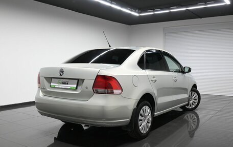 Volkswagen Polo VI (EU Market), 2011 год, 845 000 рублей, 2 фотография