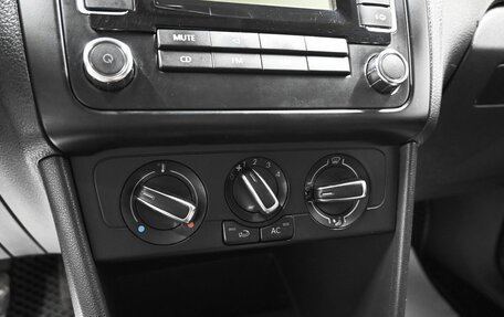 Volkswagen Polo VI (EU Market), 2011 год, 845 000 рублей, 16 фотография