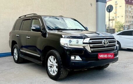 Toyota Land Cruiser 200, 2015 год, 4 300 000 рублей, 3 фотография