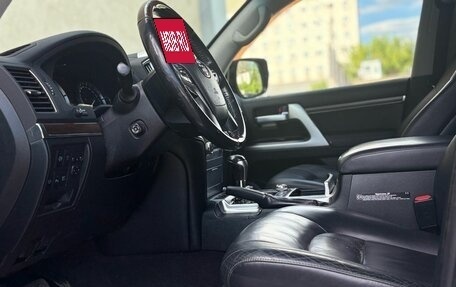 Toyota Land Cruiser 200, 2015 год, 4 300 000 рублей, 11 фотография