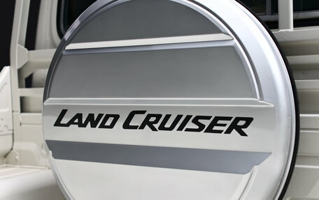 Toyota Land Cruiser 70, 2022 год, 8 990 000 рублей, 20 фотография