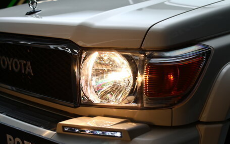 Toyota Land Cruiser 70, 2022 год, 8 990 000 рублей, 12 фотография