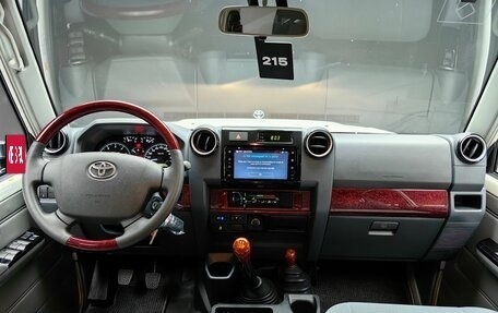 Toyota Land Cruiser 70, 2022 год, 8 990 000 рублей, 40 фотография