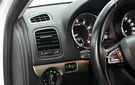Skoda Yeti I рестайлинг, 2016 год, 1 669 000 рублей, 11 фотография