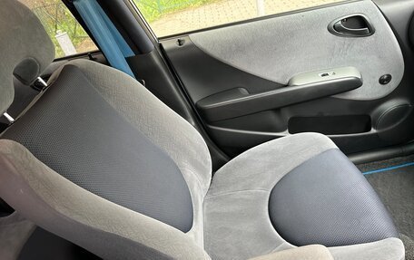 Honda Fit III, 2002 год, 550 000 рублей, 9 фотография