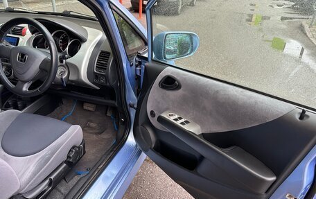 Honda Fit III, 2002 год, 550 000 рублей, 5 фотография