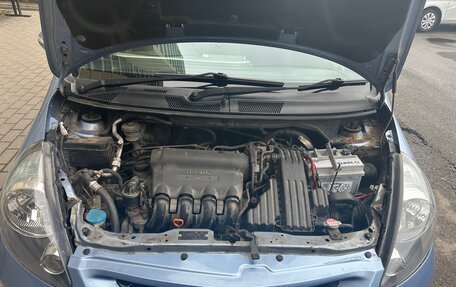 Honda Fit III, 2002 год, 550 000 рублей, 16 фотография