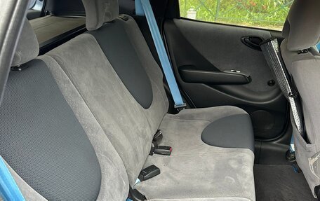 Honda Fit III, 2002 год, 550 000 рублей, 17 фотография