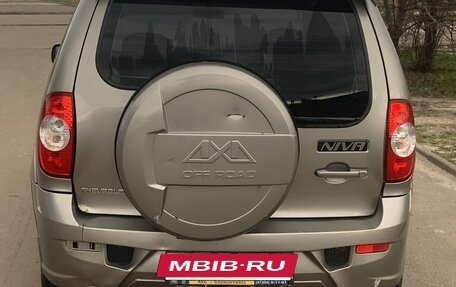 Chevrolet Niva I рестайлинг, 2011 год, 500 000 рублей, 4 фотография