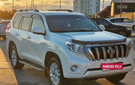 Toyota Land Cruiser Prado 150 рестайлинг 2, 2016 год, 3 420 000 рублей, 8 фотография