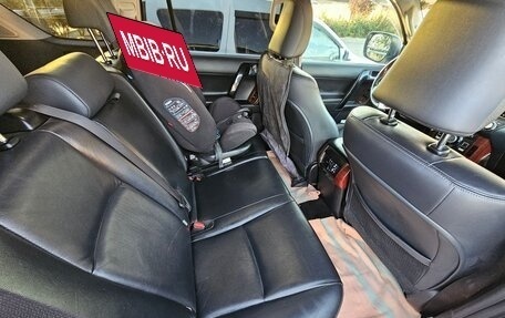 Toyota Land Cruiser Prado 150 рестайлинг 2, 2016 год, 3 420 000 рублей, 10 фотография