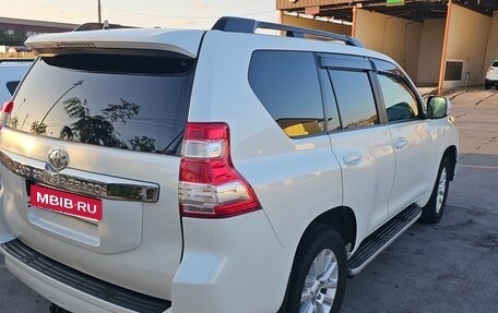 Toyota Land Cruiser Prado 150 рестайлинг 2, 2016 год, 3 420 000 рублей, 14 фотография