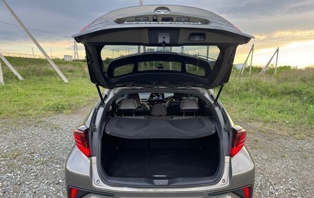 Toyota C-HR I рестайлинг, 2020 год, 1 900 000 рублей, 10 фотография