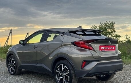 Toyota C-HR I рестайлинг, 2020 год, 1 900 000 рублей, 7 фотография