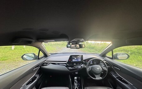 Toyota C-HR I рестайлинг, 2020 год, 1 900 000 рублей, 25 фотография