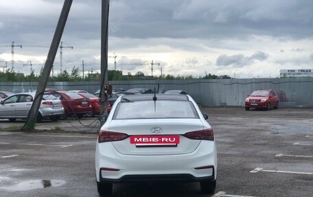 Hyundai Solaris II рестайлинг, 2017 год, 997 000 рублей, 4 фотография