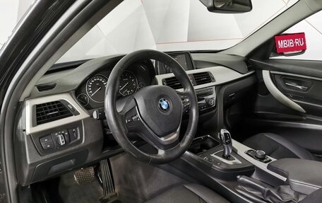 BMW 3 серия, 2017 год, 1 955 000 рублей, 12 фотография