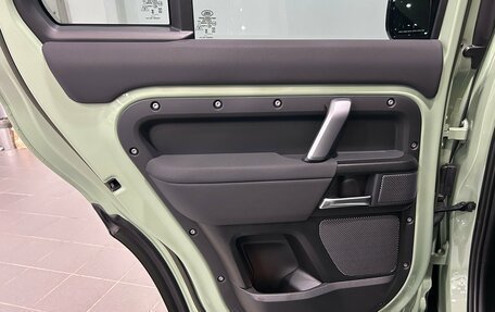 Land Rover Defender II, 2023 год, 11 790 000 рублей, 21 фотография