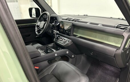 Land Rover Defender II, 2023 год, 11 790 000 рублей, 30 фотография
