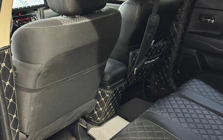 Mitsubishi Outlander III рестайлинг 3, 2019 год, 1 565 000 рублей, 13 фотография