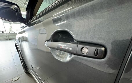 Mitsubishi Outlander III рестайлинг 3, 2019 год, 1 565 000 рублей, 24 фотография