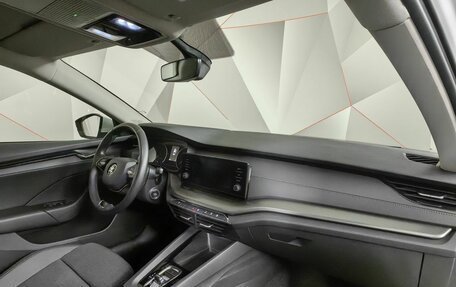 Skoda Octavia IV, 2021 год, 2 490 000 рублей, 13 фотография