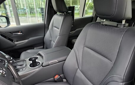 Toyota Land Cruiser, 2026 год, 16 290 000 рублей, 14 фотография