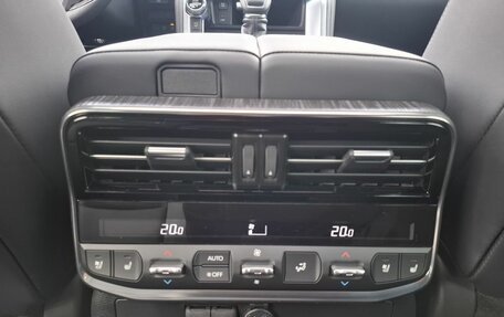 Toyota Land Cruiser, 2026 год, 16 290 000 рублей, 28 фотография