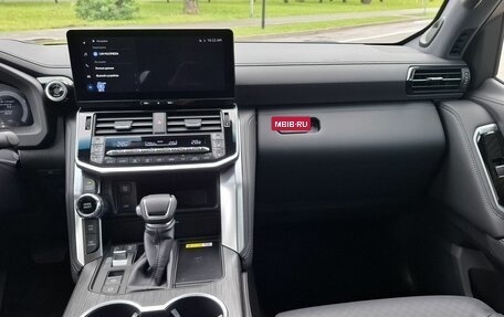 Toyota Land Cruiser, 2026 год, 16 290 000 рублей, 31 фотография