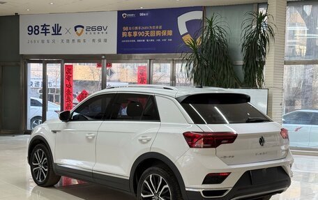 Volkswagen T-Roc I, 2022 год, 1 600 000 рублей, 4 фотография