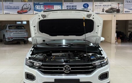 Volkswagen T-Roc I, 2022 год, 1 600 000 рублей, 7 фотография