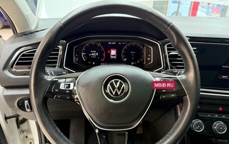 Volkswagen T-Roc I, 2022 год, 1 600 000 рублей, 10 фотография