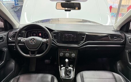 Volkswagen T-Roc I, 2022 год, 1 600 000 рублей, 18 фотография