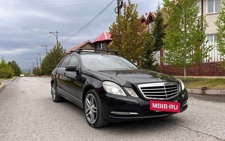 Mercedes-Benz E-Класс, 2010 год, 1 500 000 рублей, 3 фотография